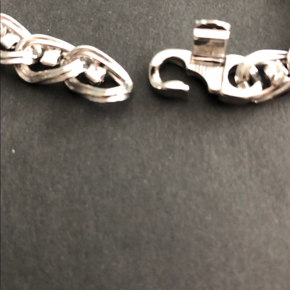 Vintage Rhinestone Bracelet - Picture 3 of 3